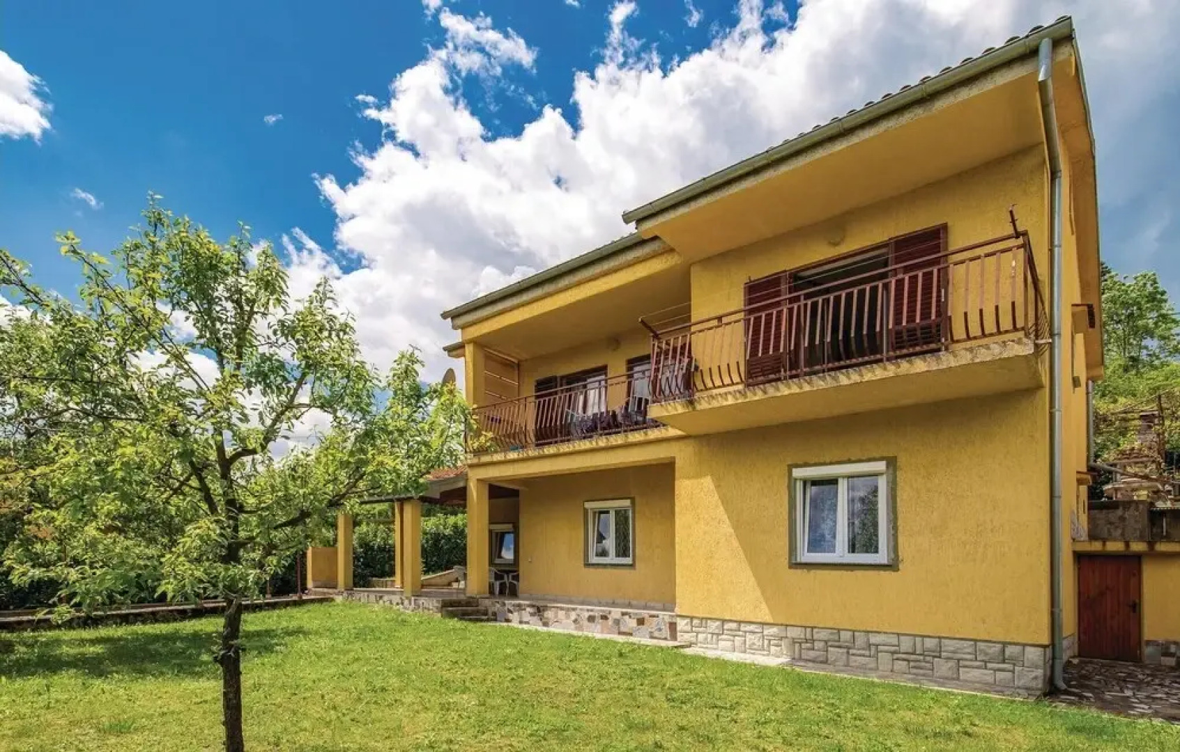 Awesome Apartment in Bresca With Wifi and 2 Bedrooms