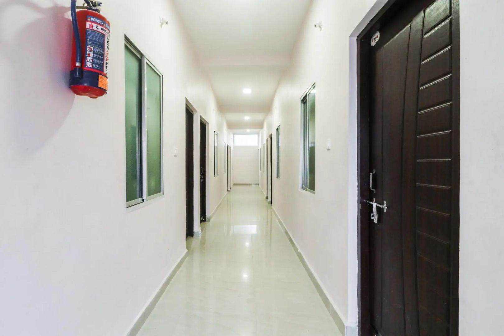 OYO 48801 Hotel Golden Leaf