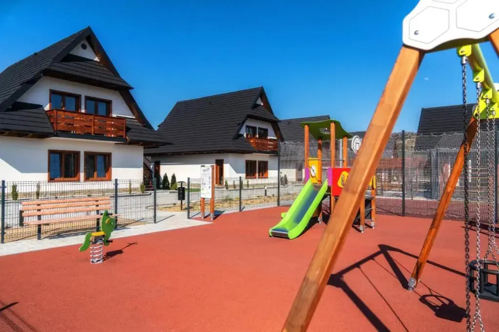 Przy Termach Domki Pokoje Apartamenty