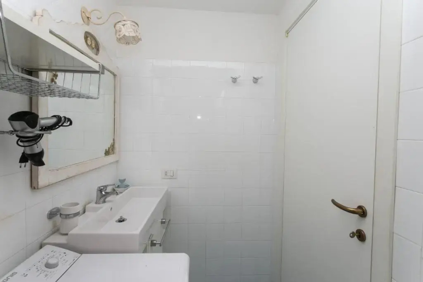 N233 - Numana, bilocale in residence con piscina