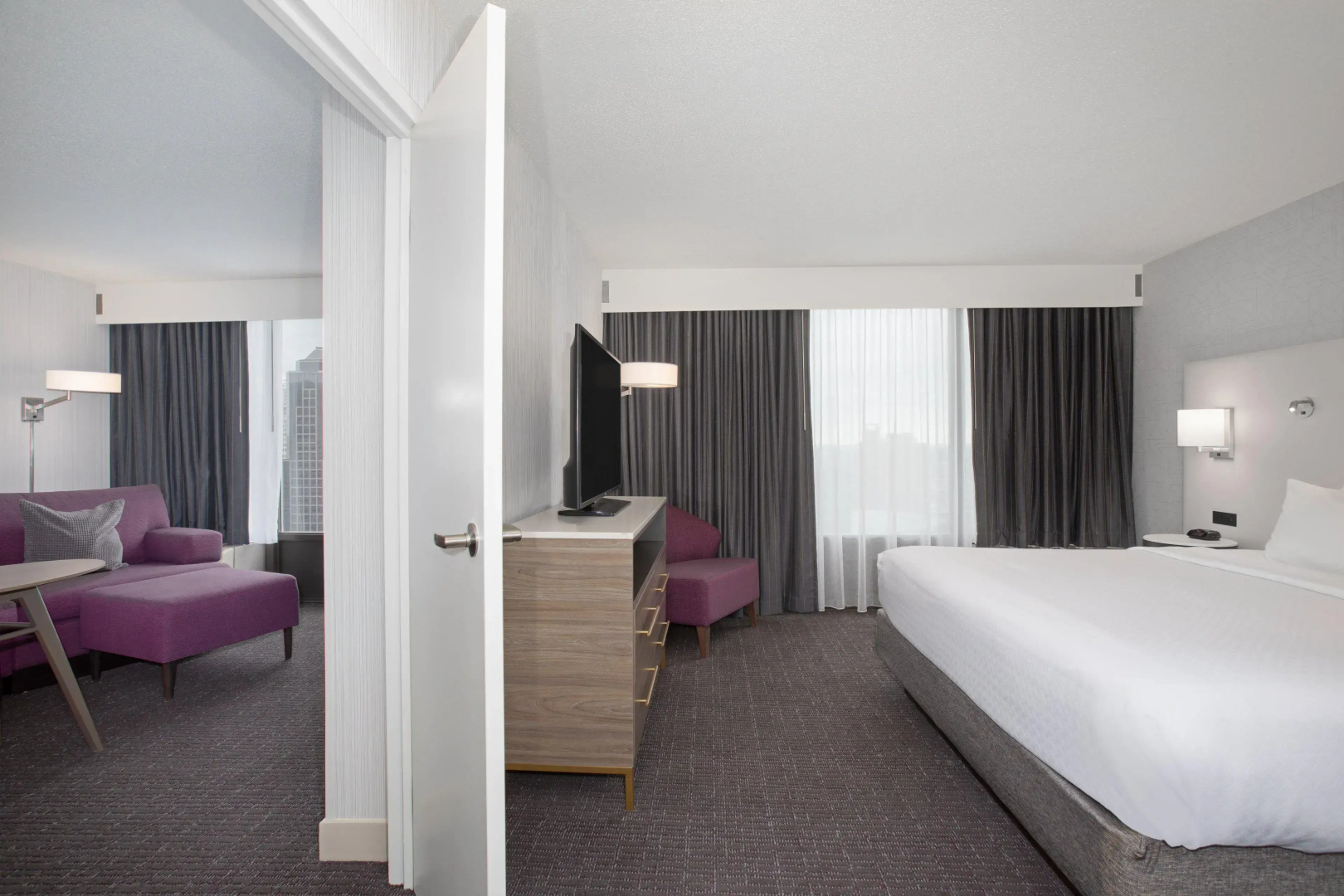 Crowne Plaza Kansas City Downtown by IHG