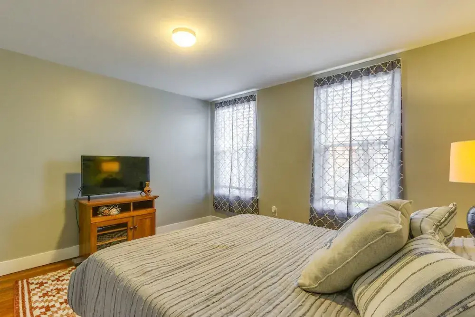 Cozy Maryland Abode - Gas Grill, Near Devils Den!