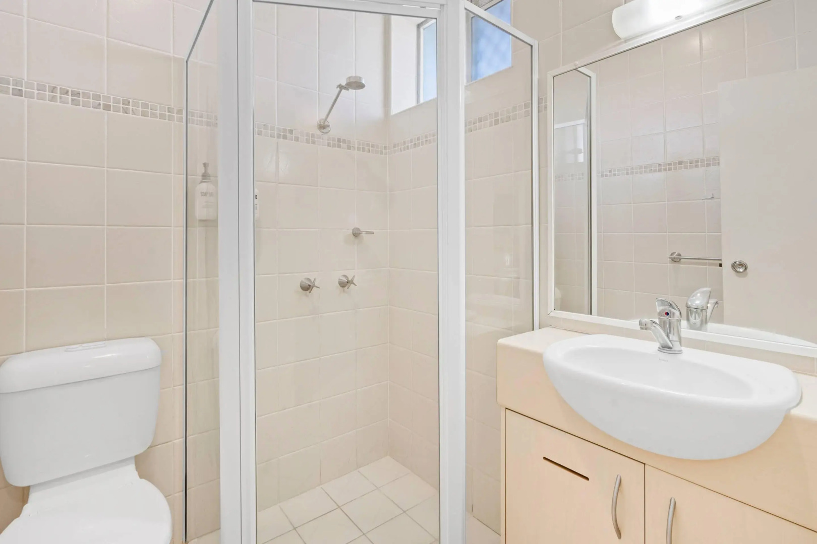 Comfort Inn All Seasons