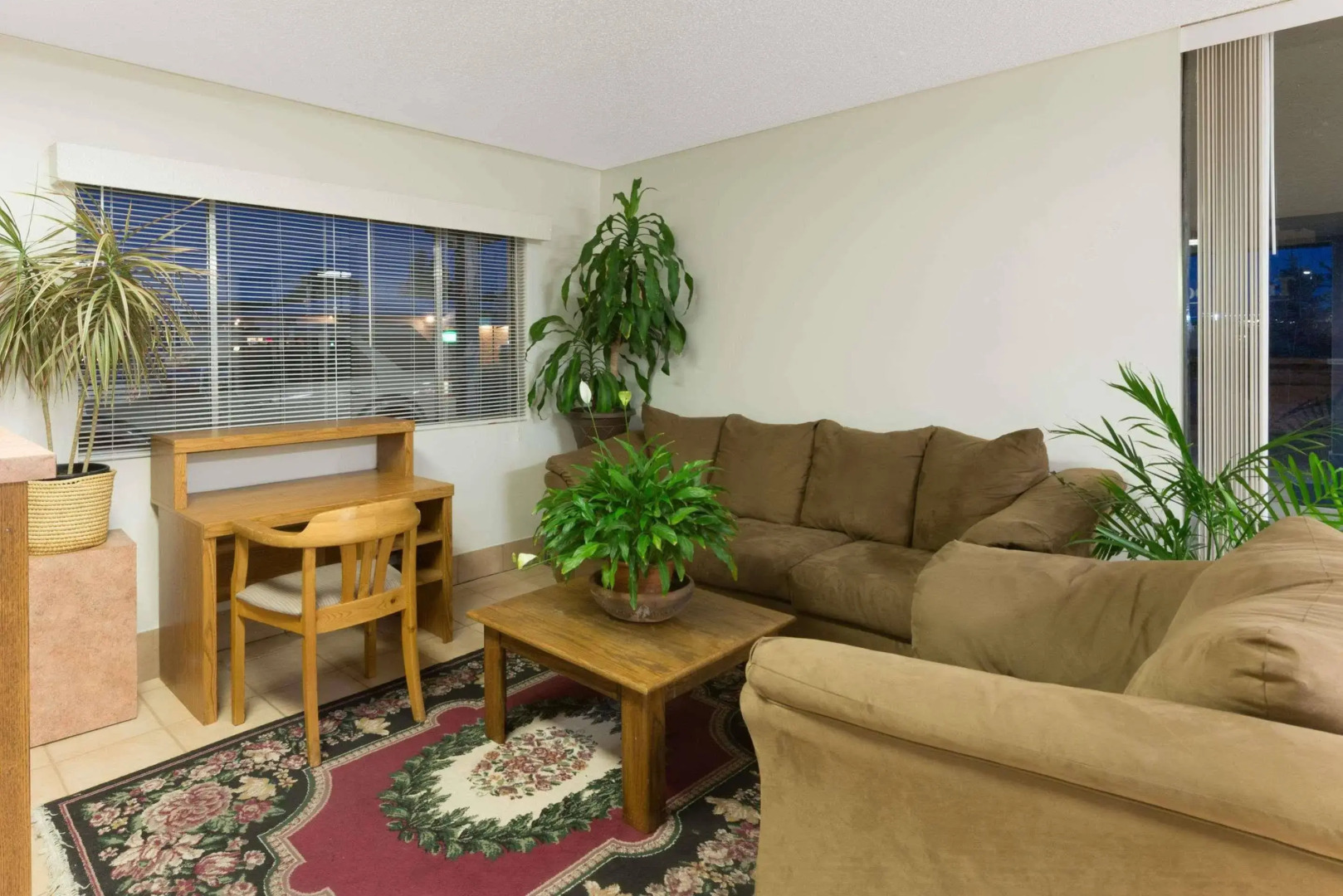 Travelodge by Wyndham Cortez