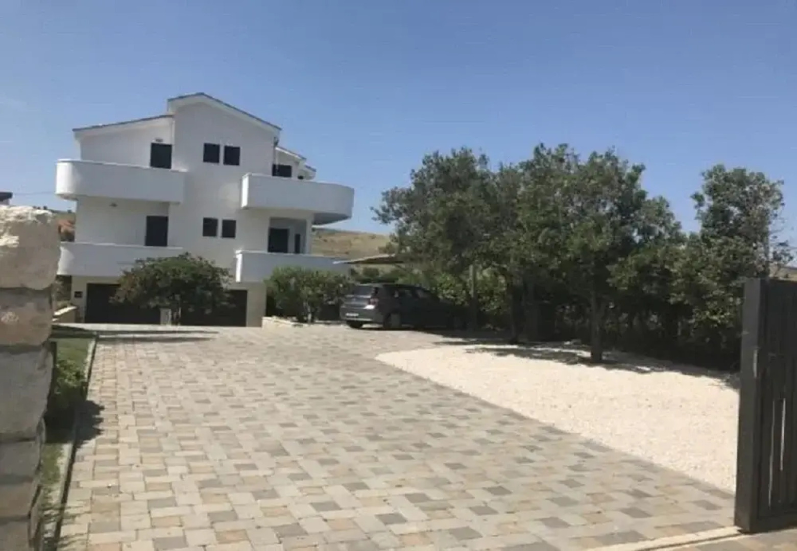 Blue Skies - 30 m From the sea - A1