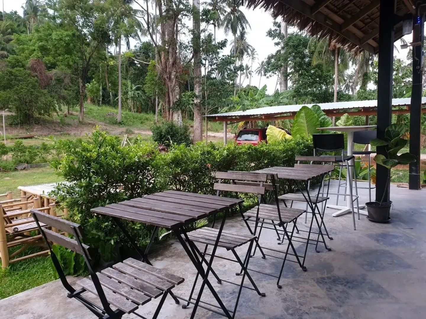 Samui Caravans Hill Camp