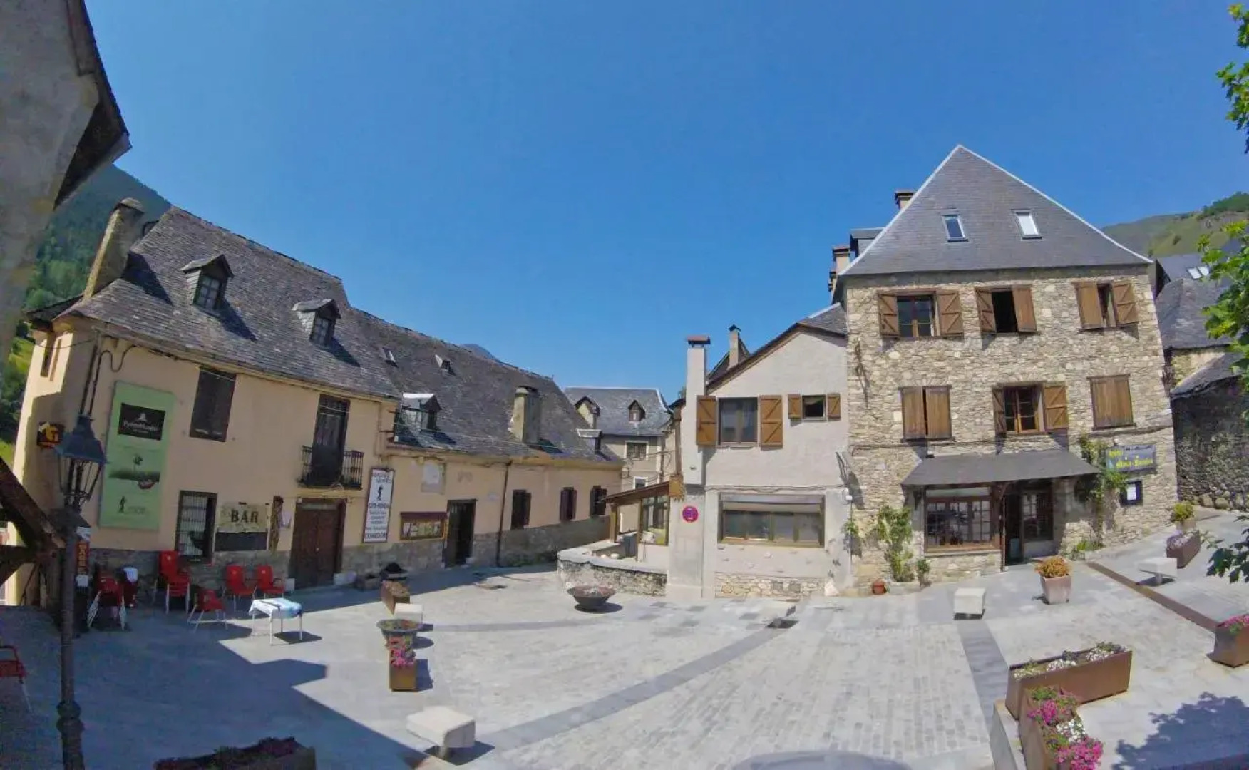 Snö Apartamentos Mont Romies Unhola