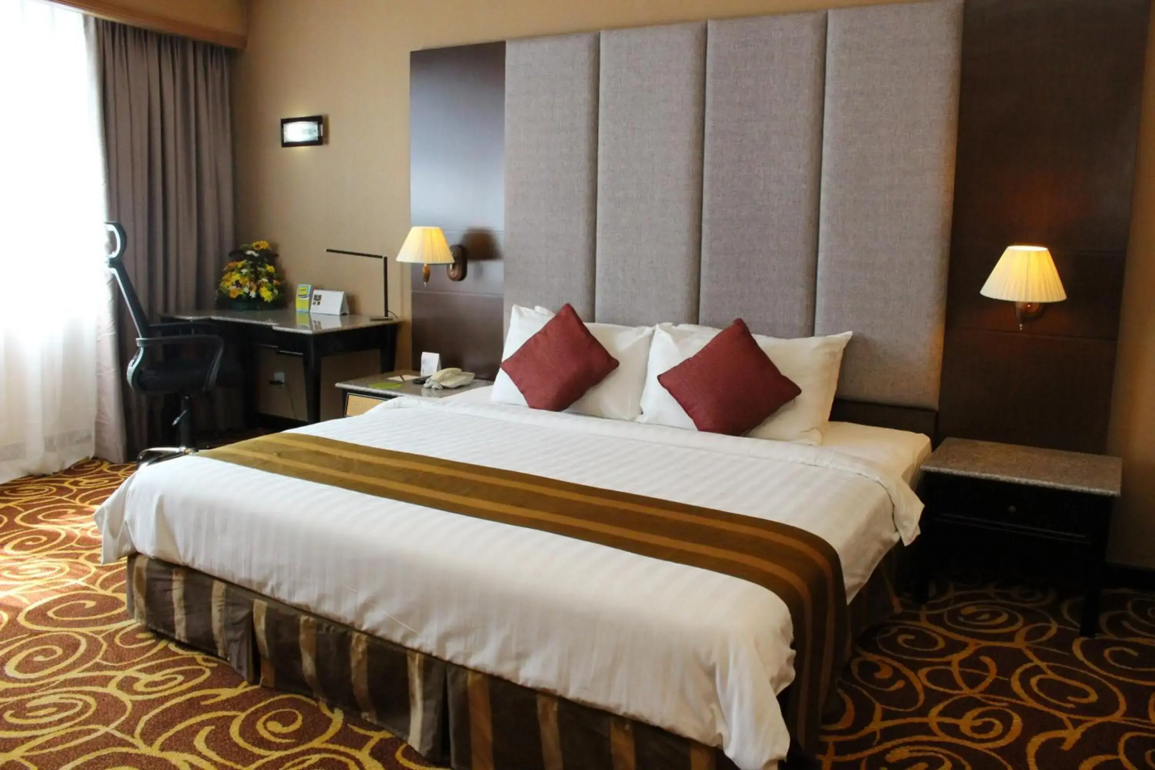 Mega Hotel
