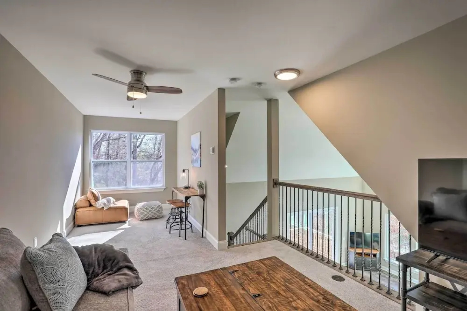 Charming Retreat w/ Mtn Views: Walkable Location!