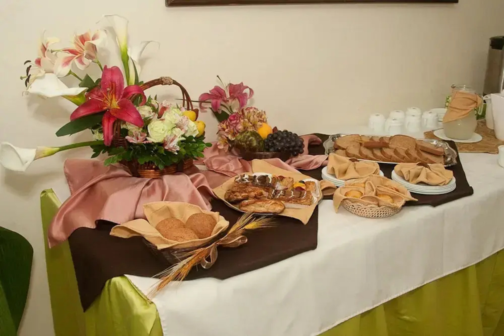 Victoria Suites Hostal