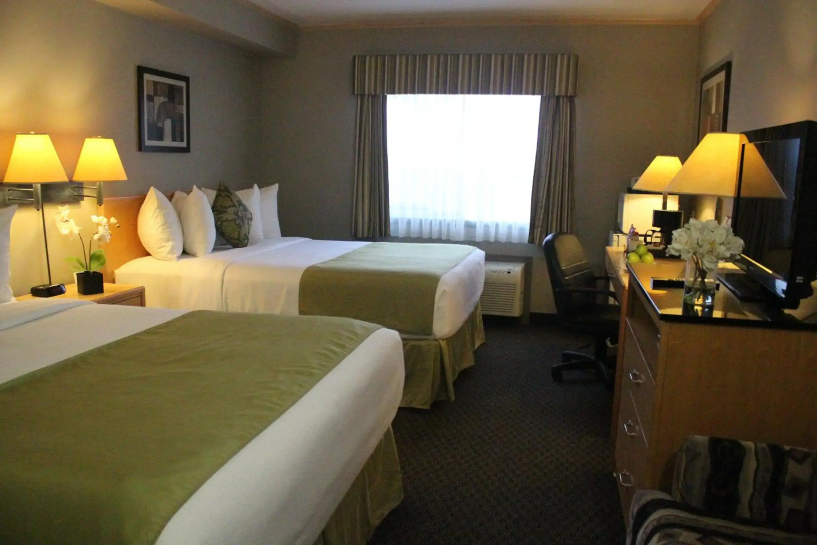 Travelodge by Wyndham Fort McMurray