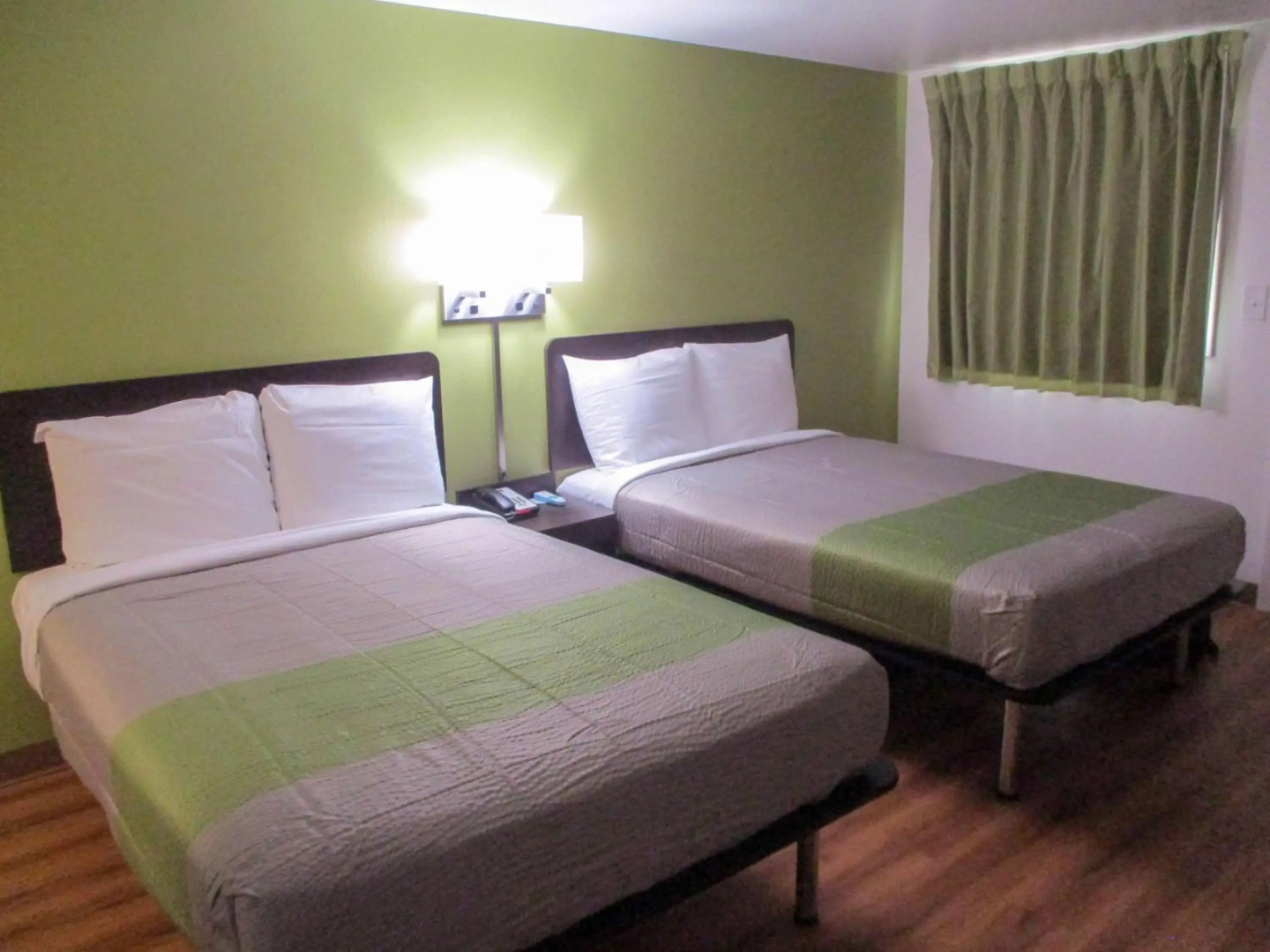 Motel 6 North Olmsted OH - Cleveland