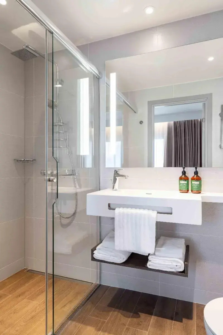 voco Stockholm Kista by IHG