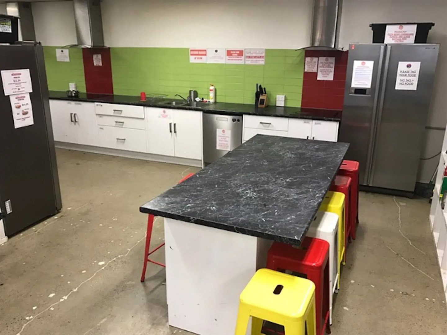 Down Under Hostels - Surfers Paradise