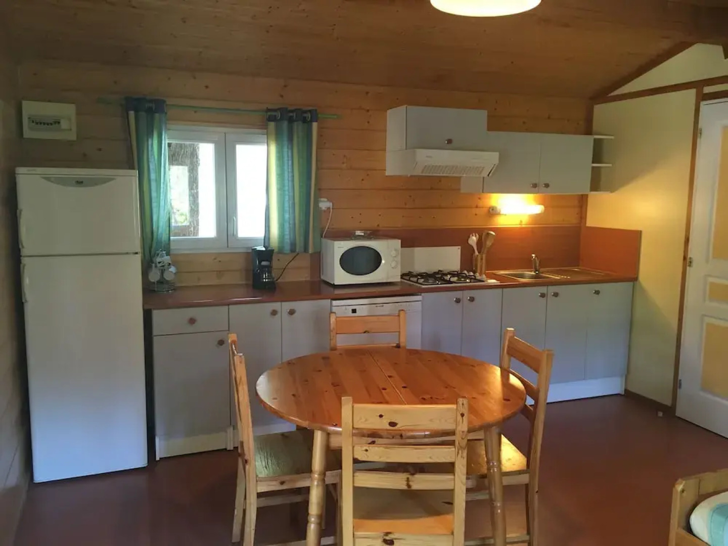 Camping la vallée de Taradeau