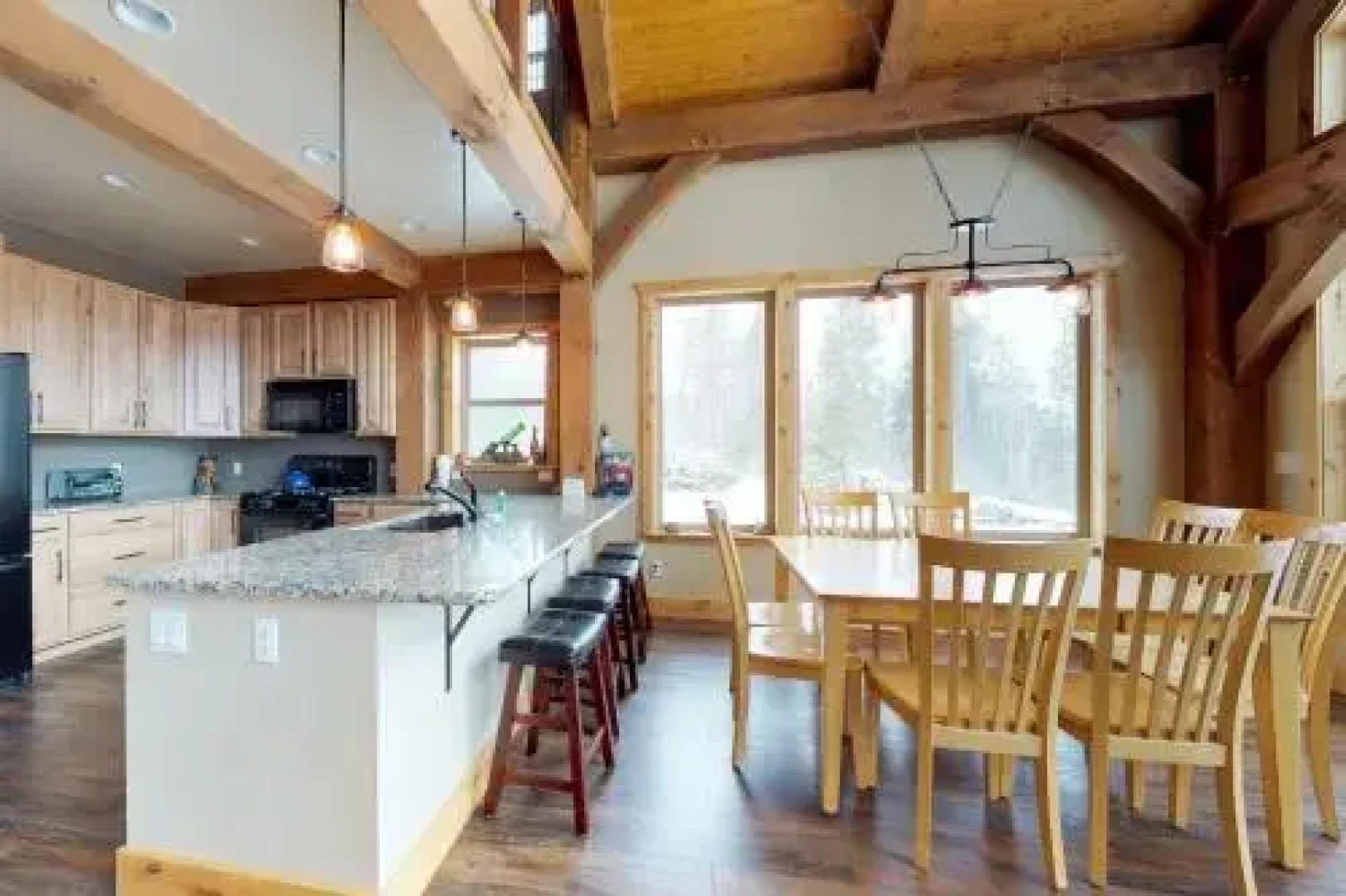 Fraser Cabin in the Woods