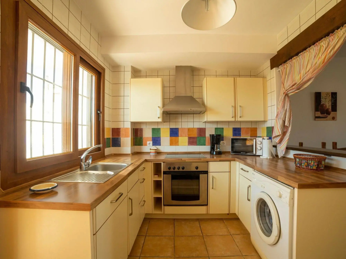 Charming Apartment in Palomares With Private Terrace