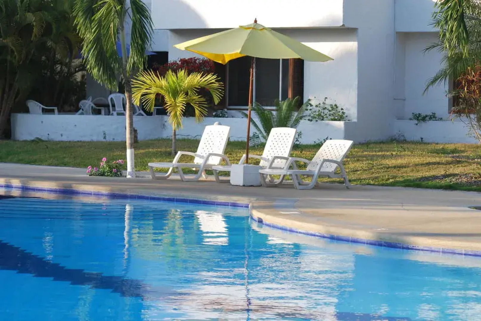 Green9 Hotel & Beach Resort Same