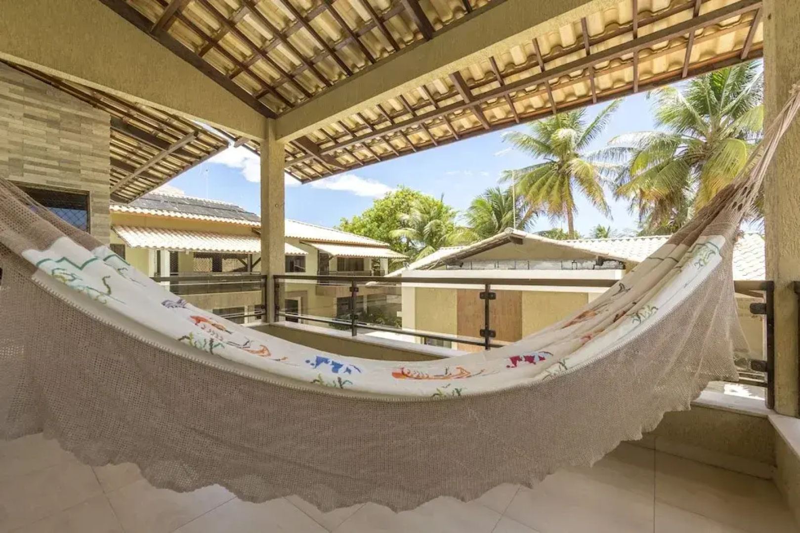 Vila com 4 Casas na Praia de Cotovelo