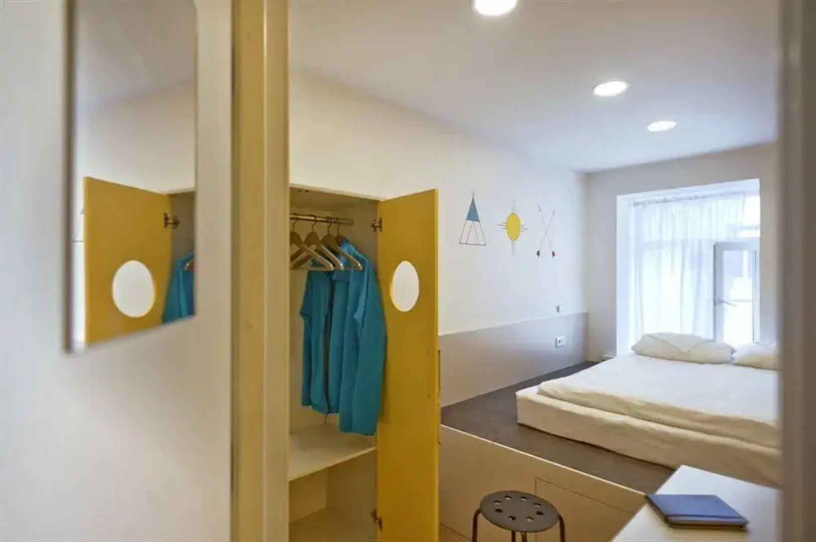 Graffiti Hostel