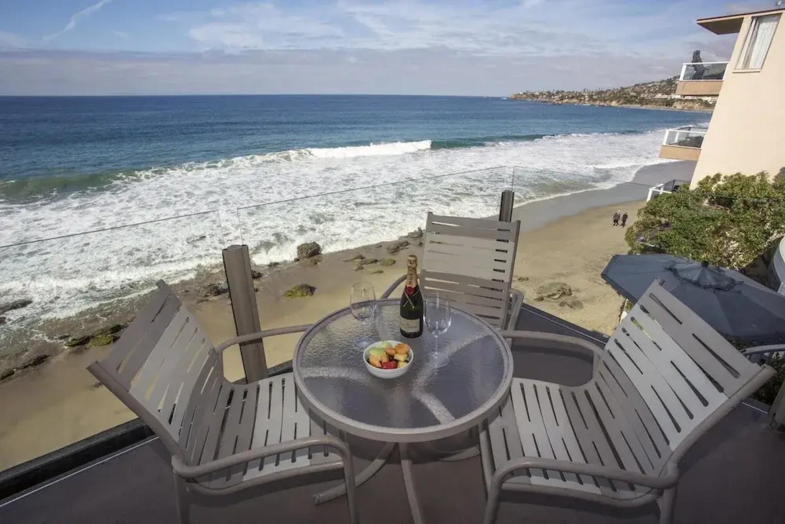 Sunset Cove Villas in Laguna Beach
