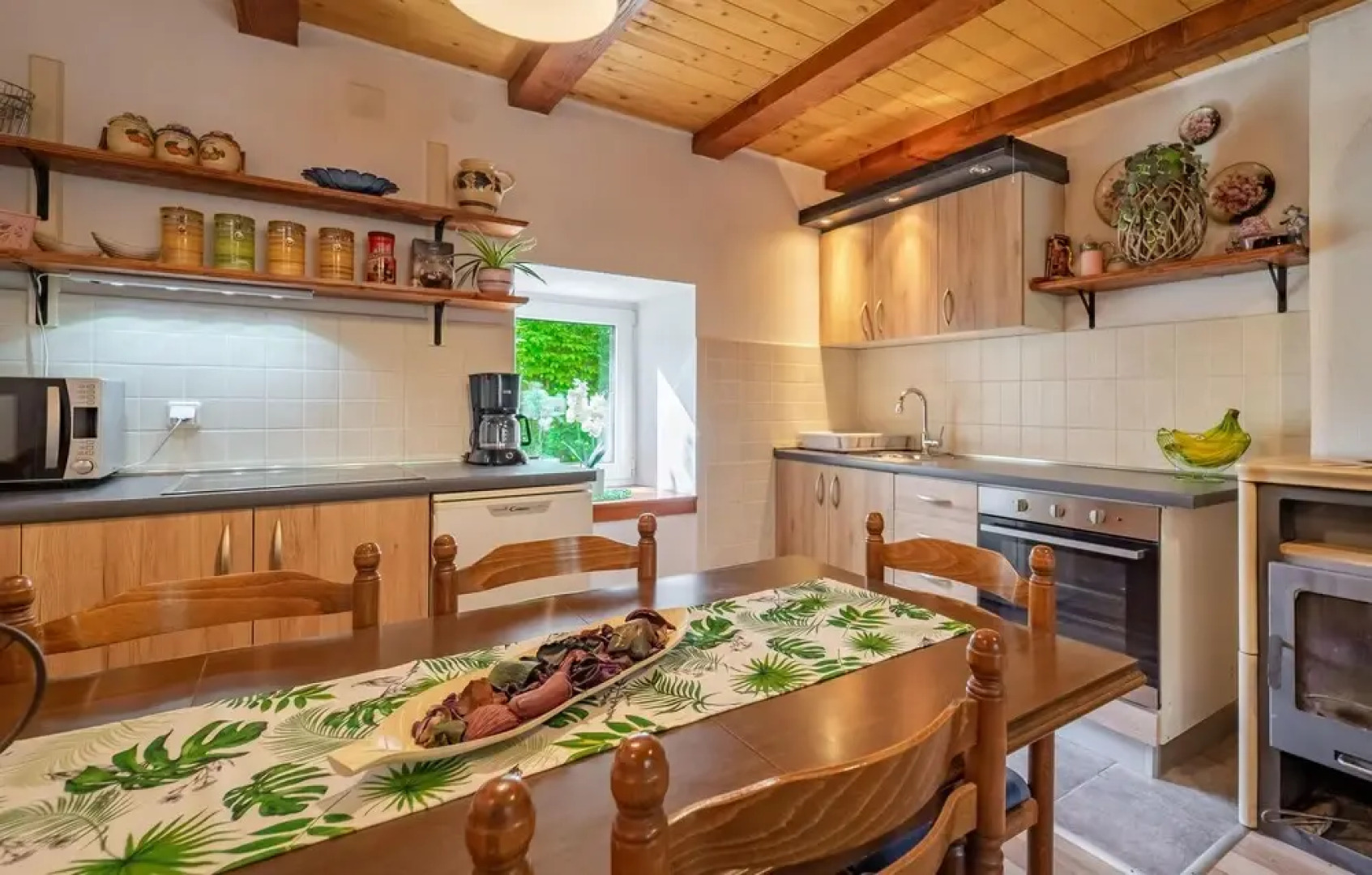 Stunning Home in Fuzine With Wifi and 2 Bedrooms