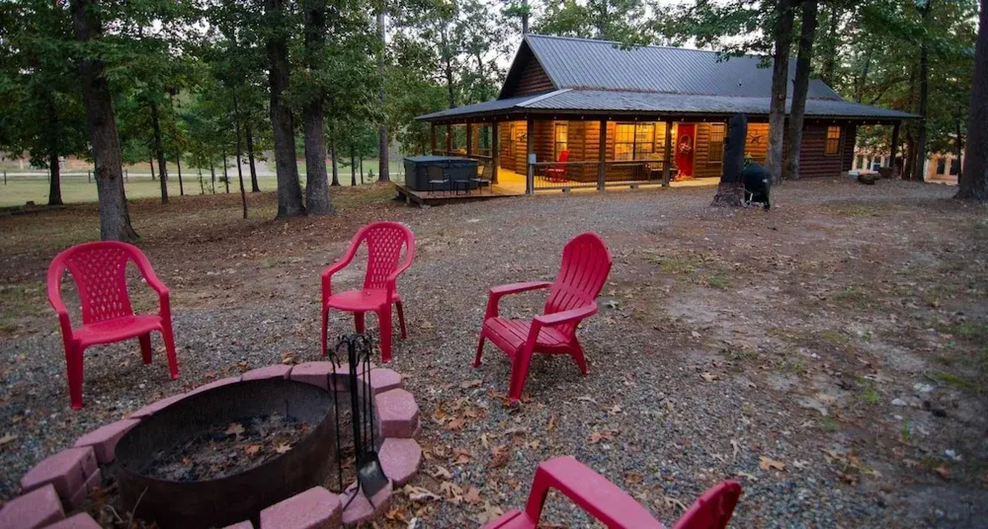 Shine on Harvest Moon With Private Grill and Hot Tub by Redawning