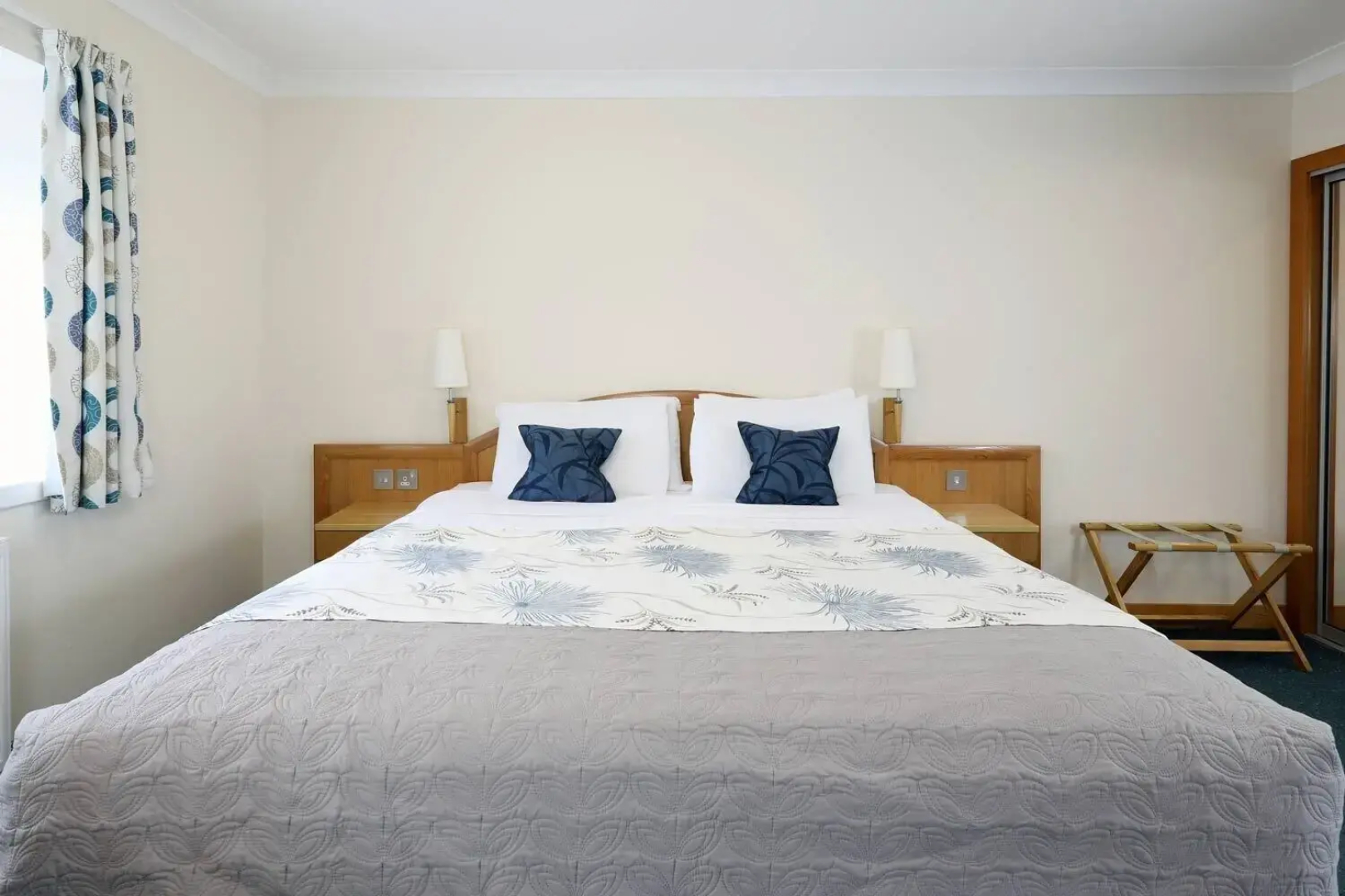 Woodland Bay Hotel