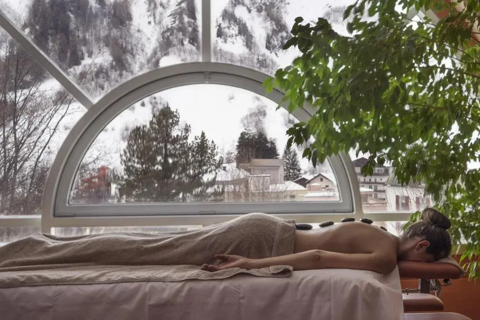 Thermalhotels und Walliser Alpentherme & SPA Leukerbad