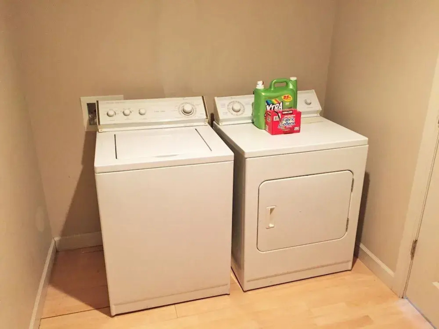 Downtown Luxury Condo at Citifront