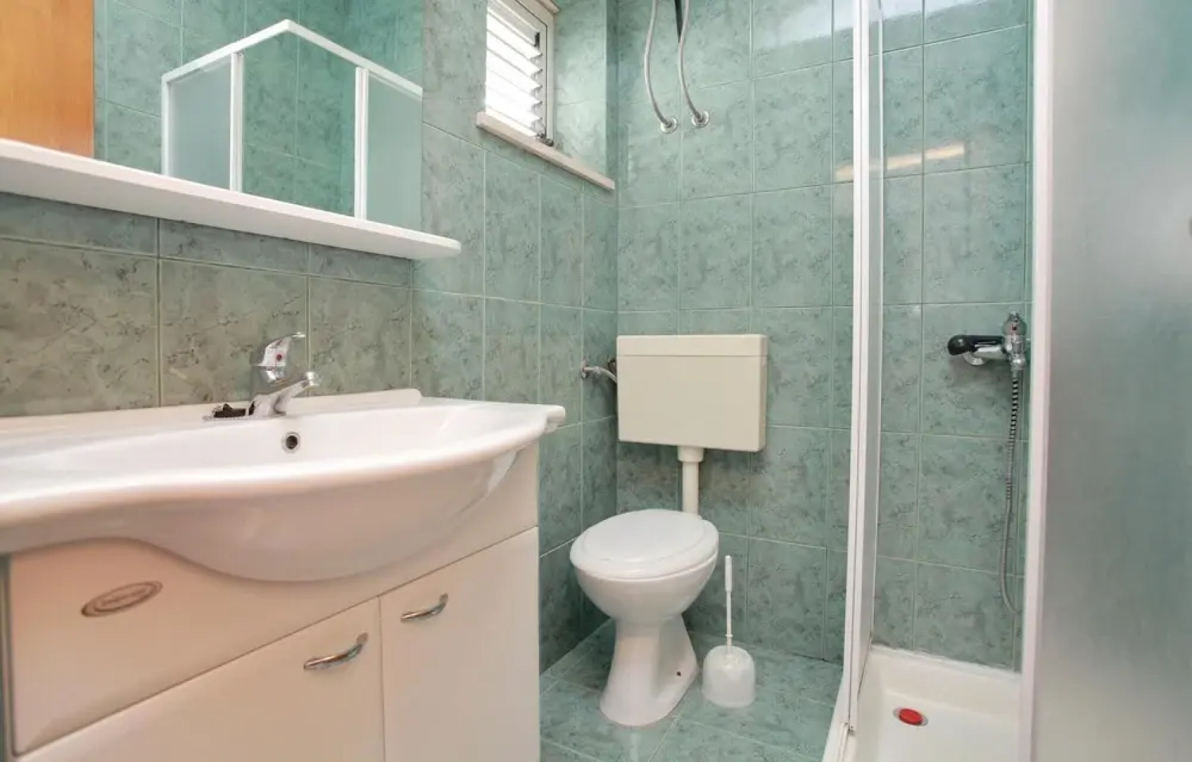 Amazing Apartment in Zrnovo With 3 Bedrooms and Wifi