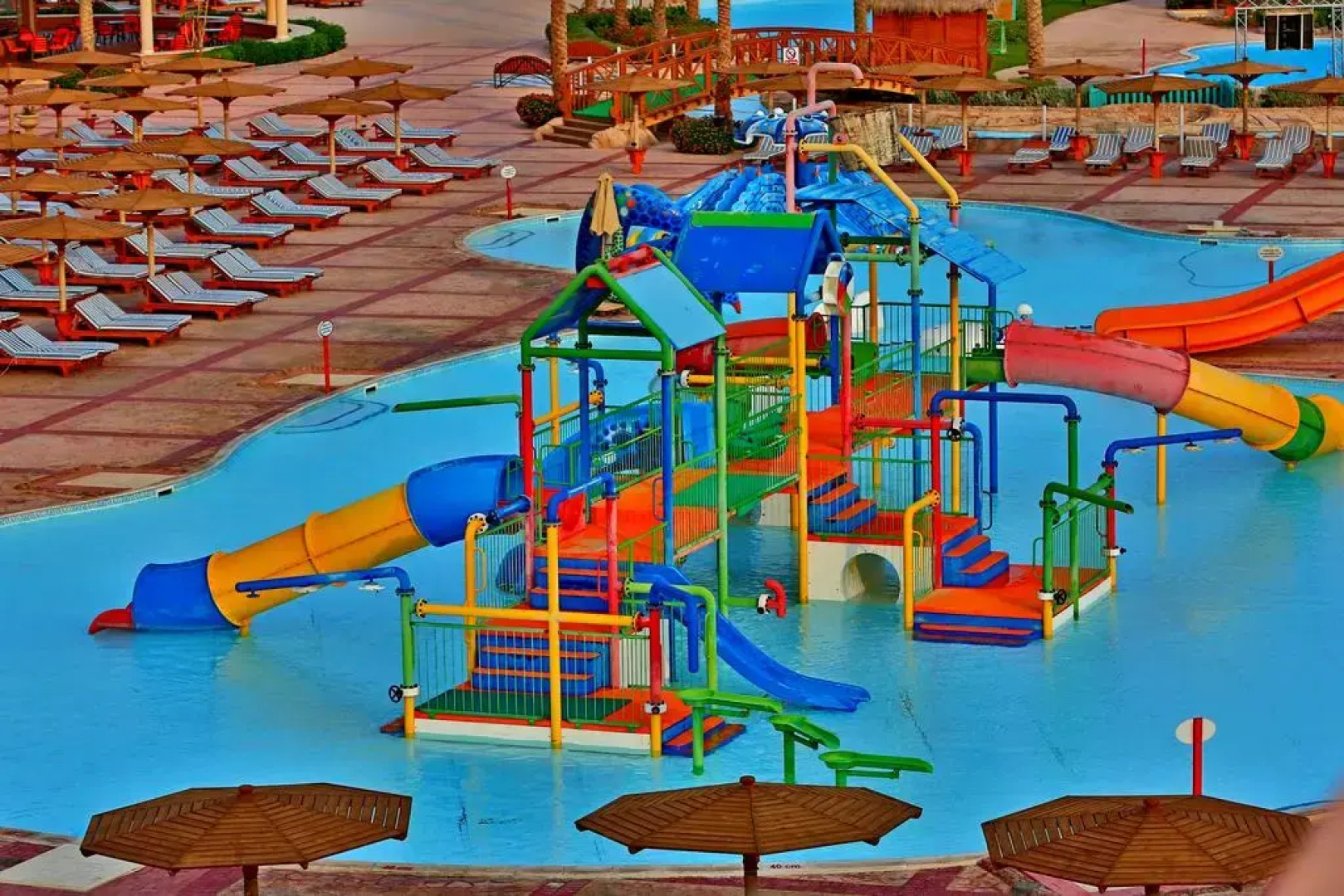 Charmillion Club Aqua Park