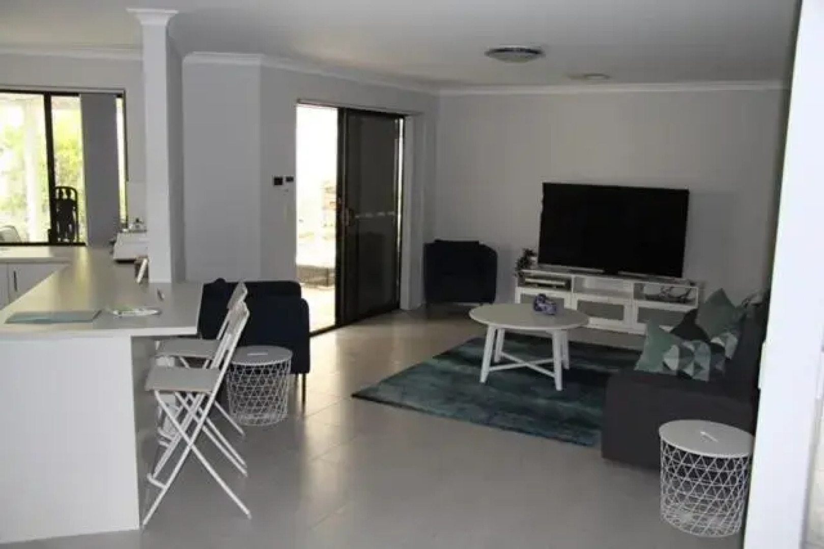 Warnbro Beach Family Accommodation