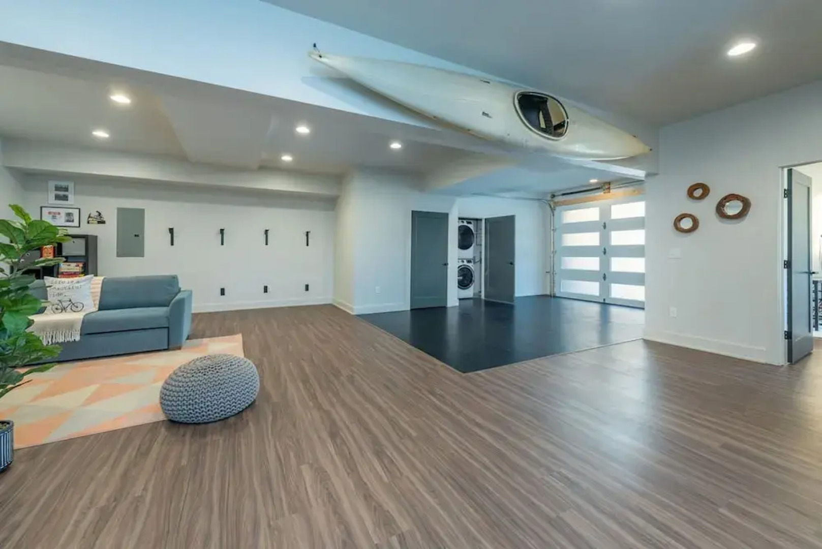 Wet Dry Sauna w Fireplace Close to Waterfalls