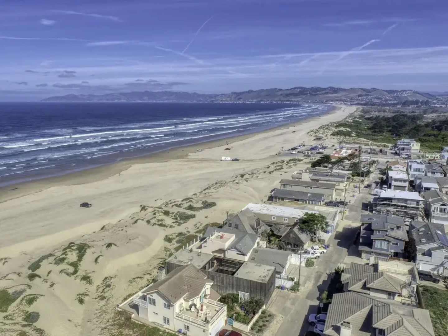 1460 Strand Way 2 Bedroom Home by Redawning