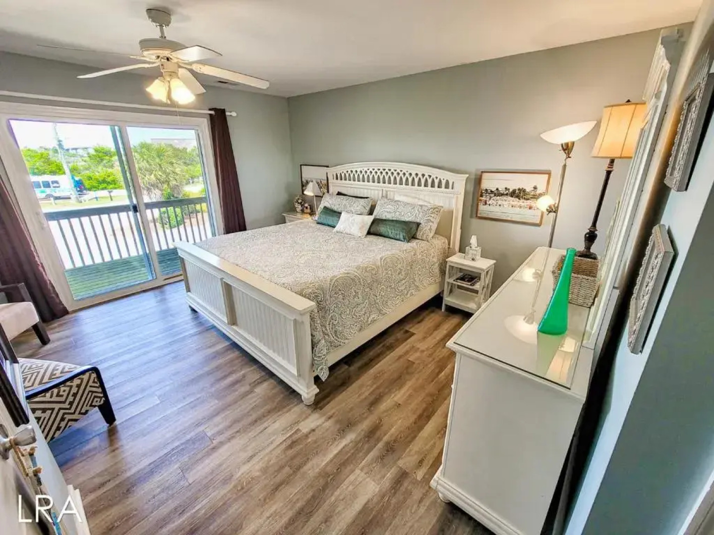 Turtle Cove 223 - C-Notes