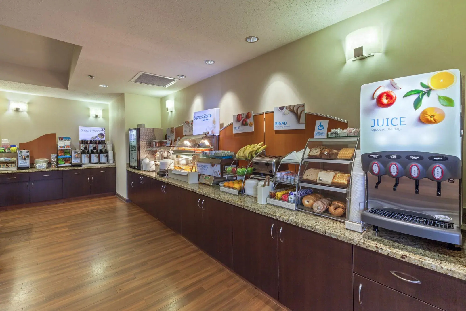 Holiday Inn Express Hotel & Suites Greensboro - East by IHG