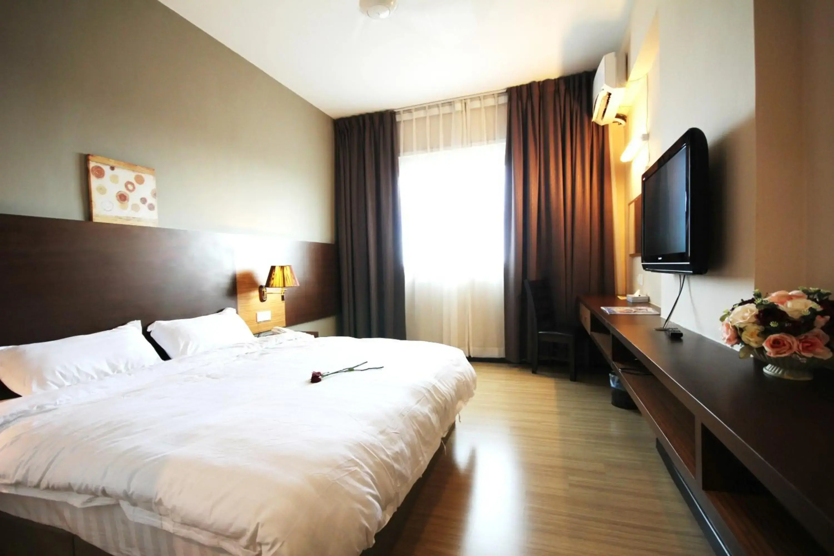 Aroma Hotel