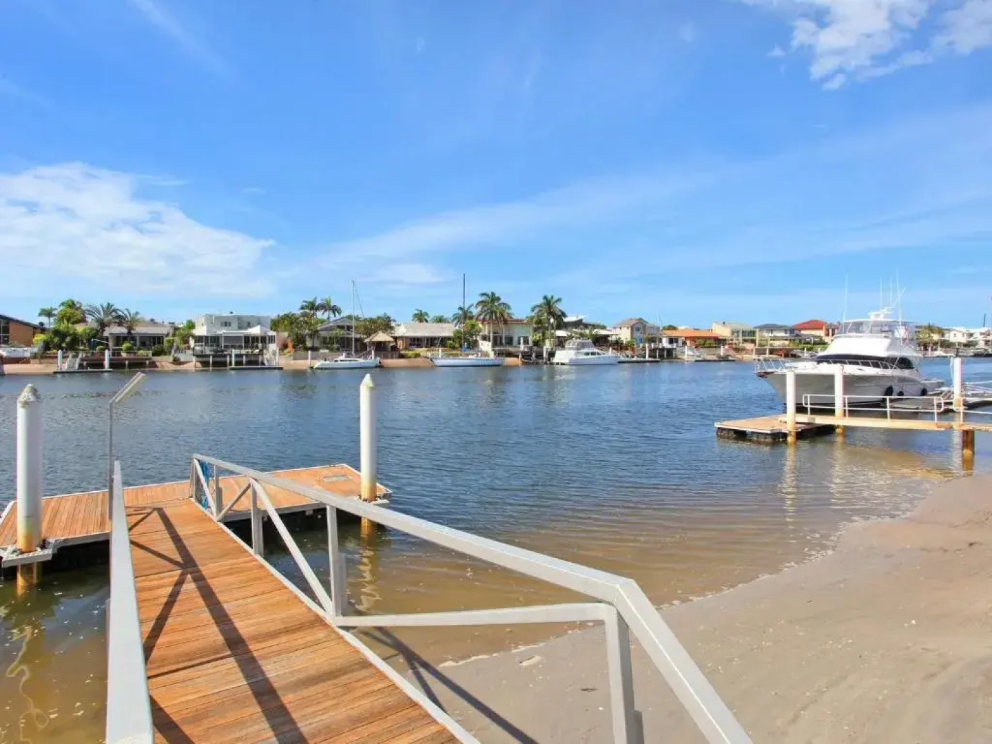 Outstanding Waterfront Hamptons Style 5 Bedroom Luxurious Home with Air Conditioning Pool and Pontoon -Bring your own boat