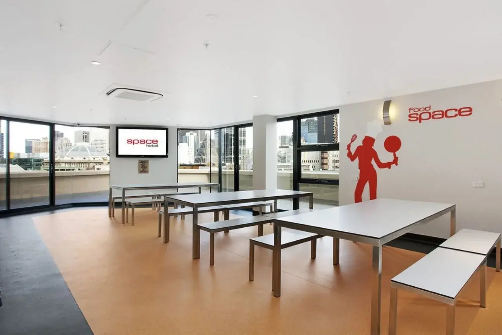 Space Hotel - Hostel