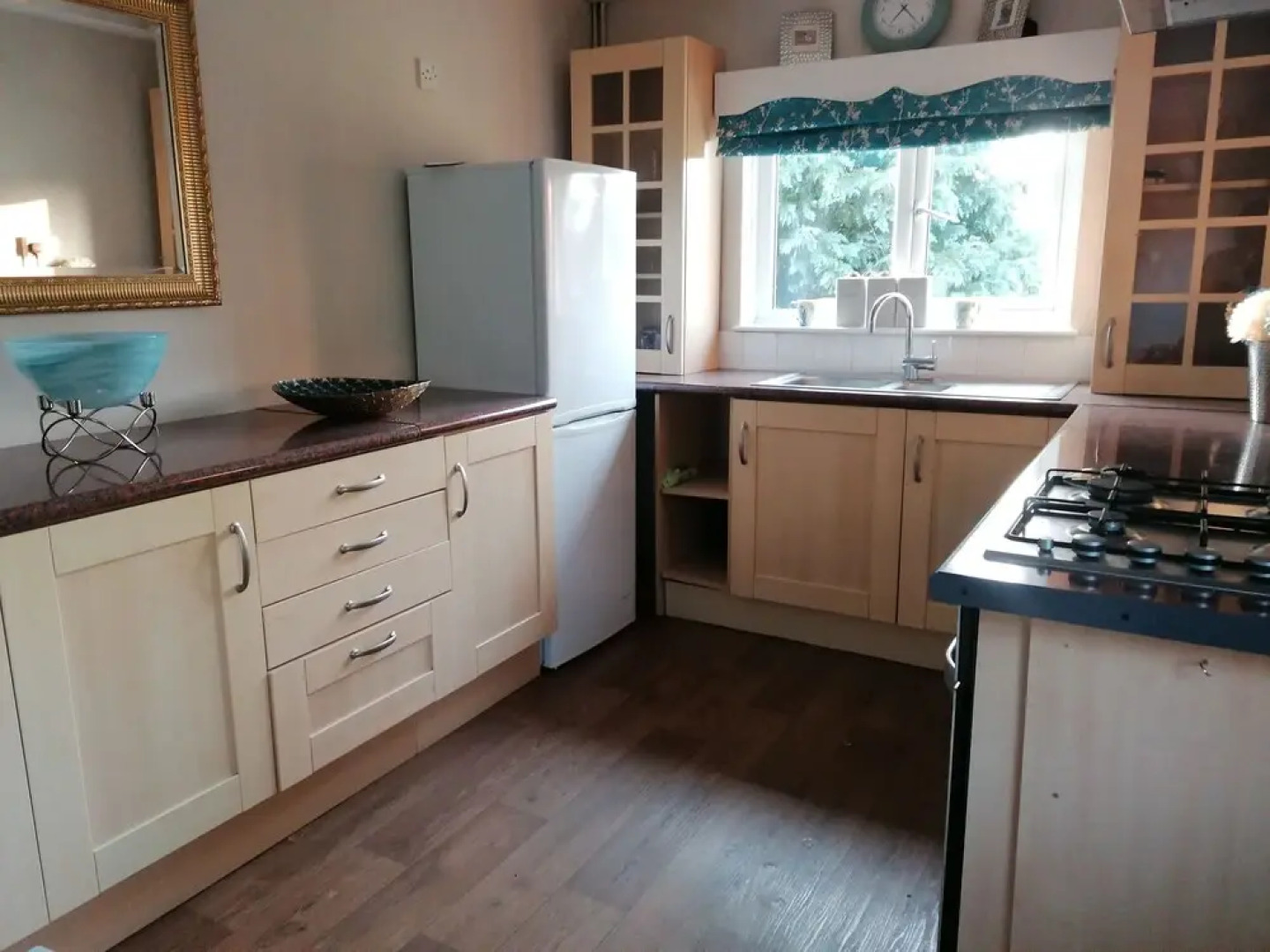 Lovely 2-bed Cottage in Pencarreg