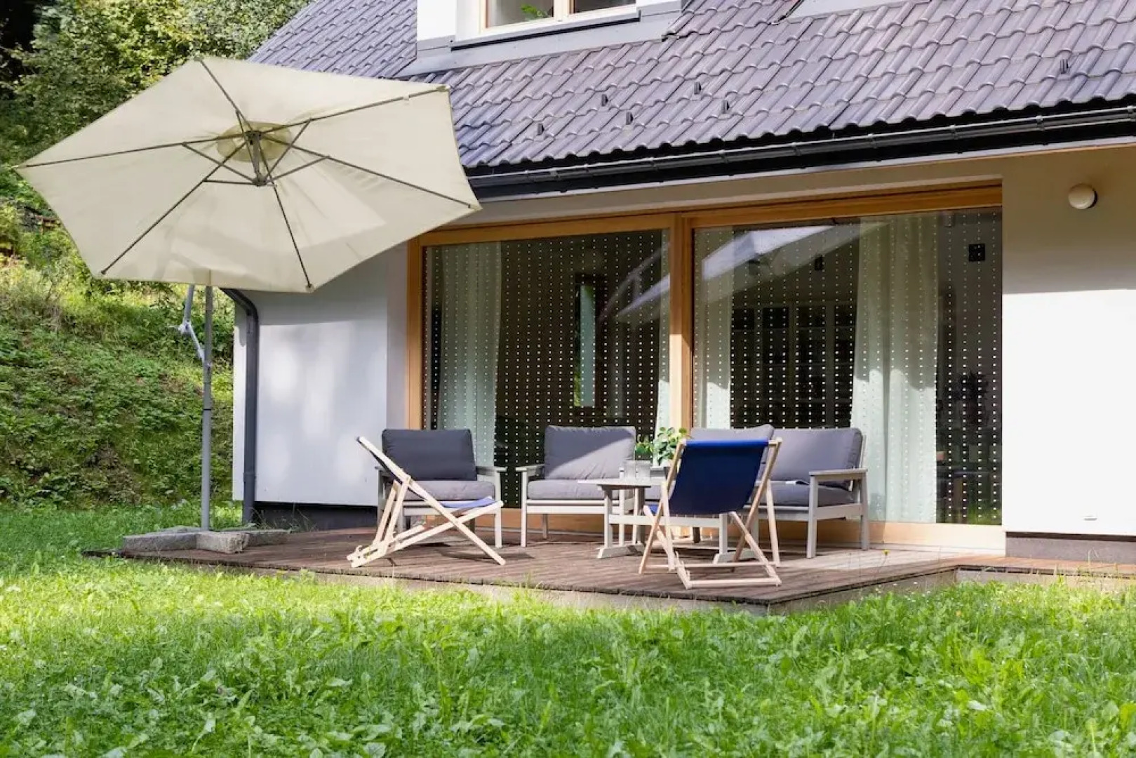 Beautiful House Korzkiew by Renters