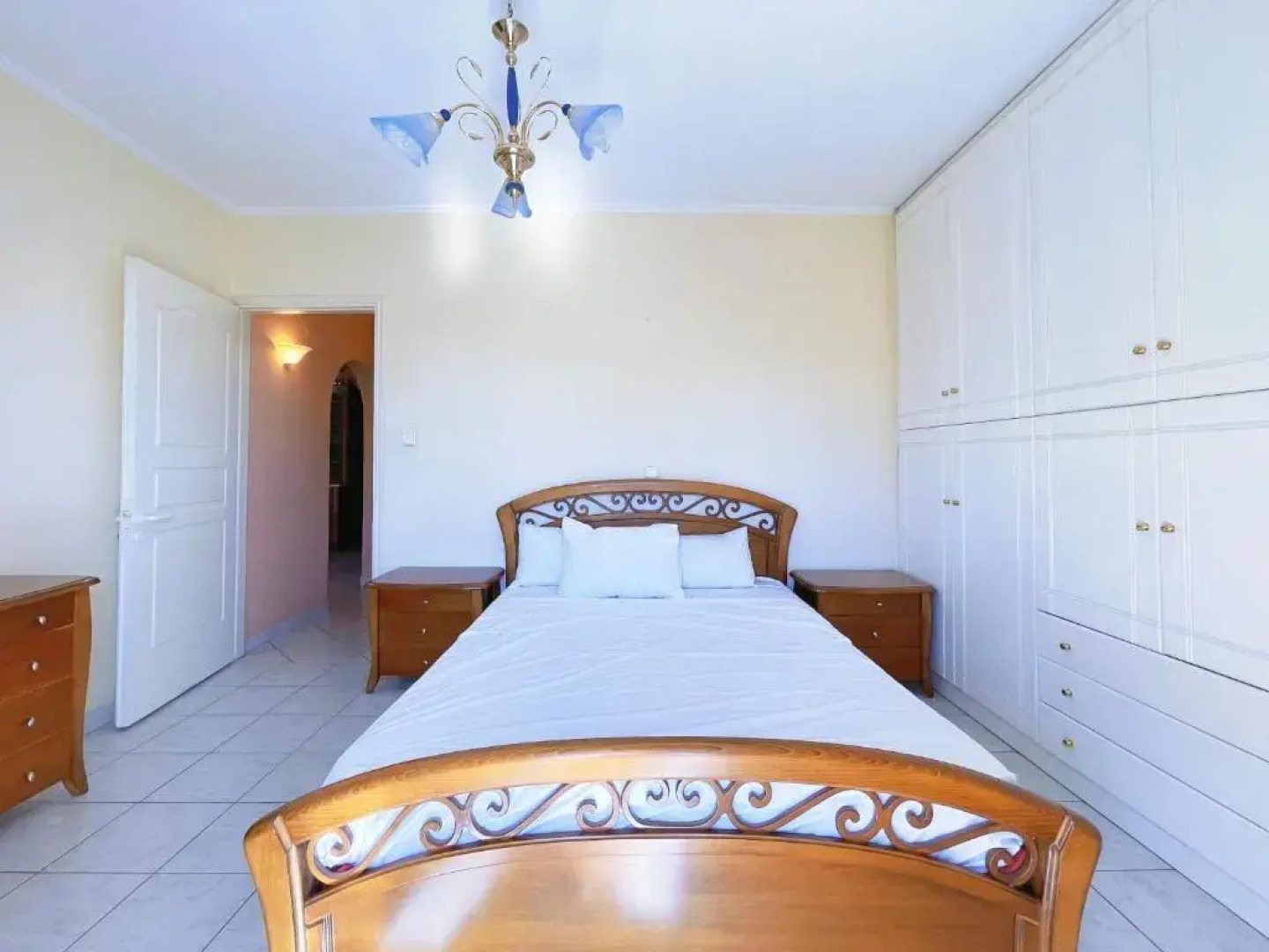 WSD Luxury Cozy 2BD Apt with study & City View Balcony