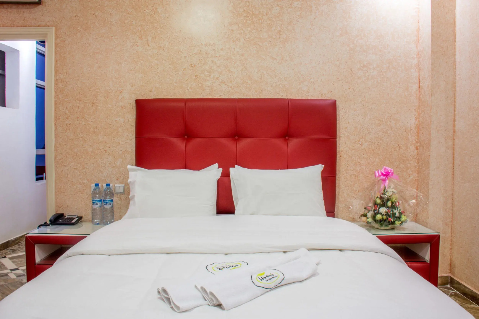 Hotel Hadaik Ain Asserdoune