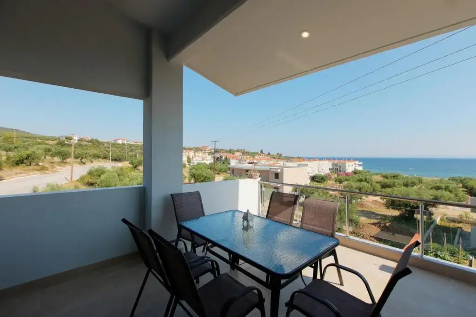 The House Of The Roses Seaview Superior Maisonette 3