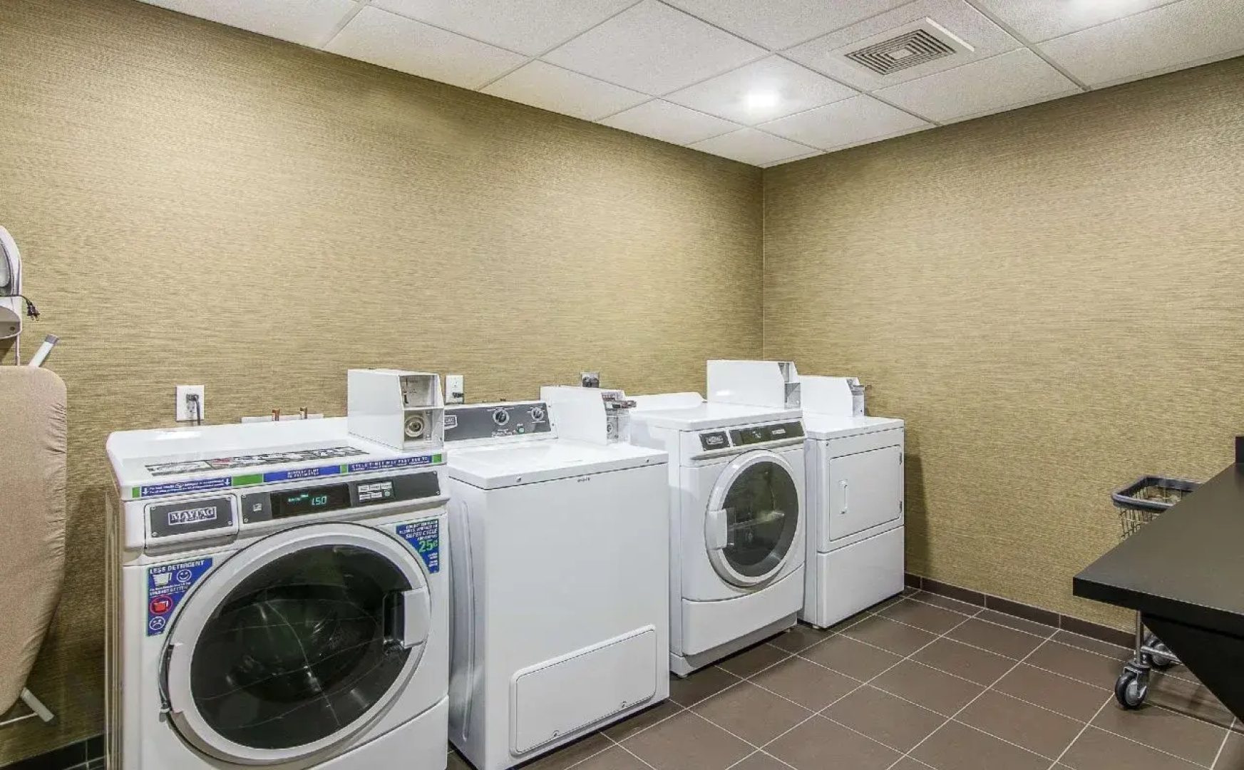Mainstay Suites