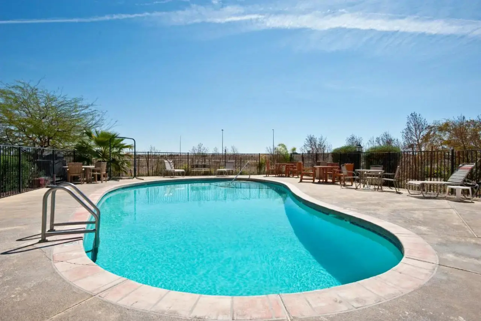 Superstition Inn and Suites