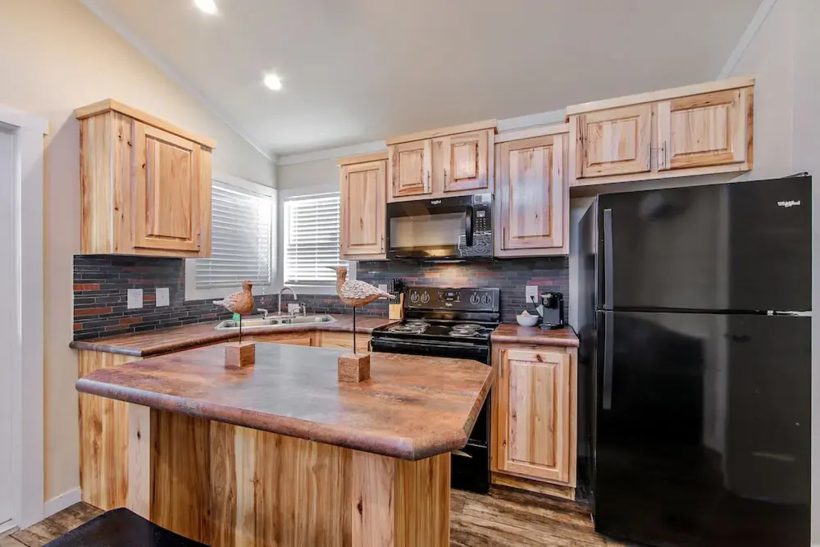 Southern Breeze Lodge