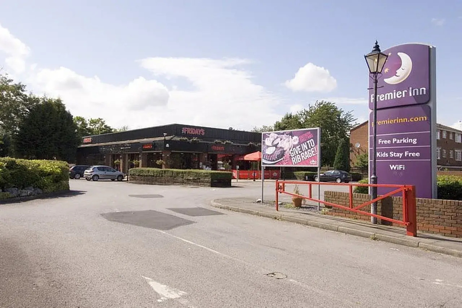 Premier Inn Watford North
