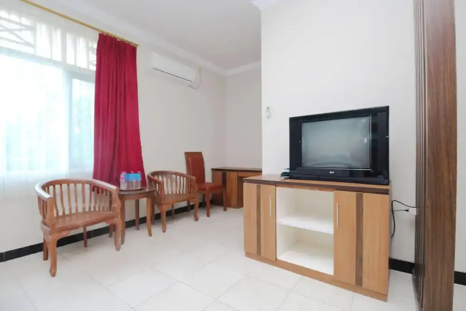 Airy Solo Baru Telukan Pendawa AF 1